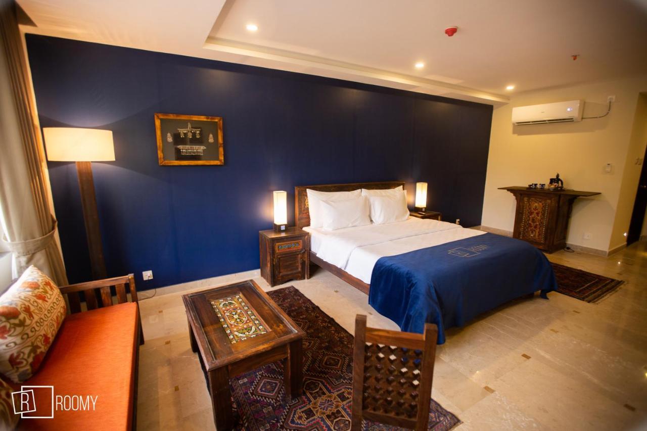 Roomy Signature Hotel, อิสลามาบัด ภายนอก รูปภาพ