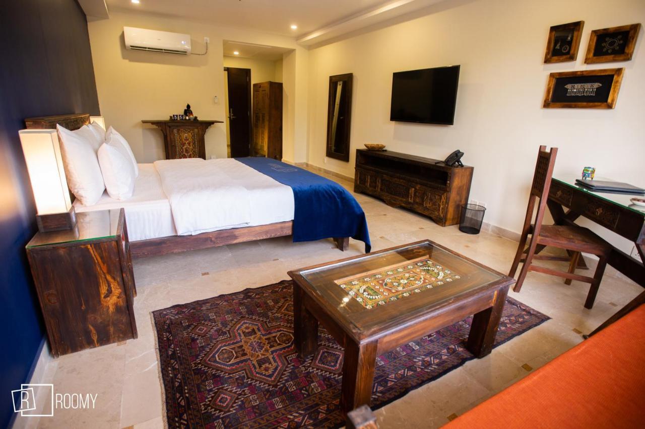 Roomy Signature Hotel, อิสลามาบัด ภายนอก รูปภาพ