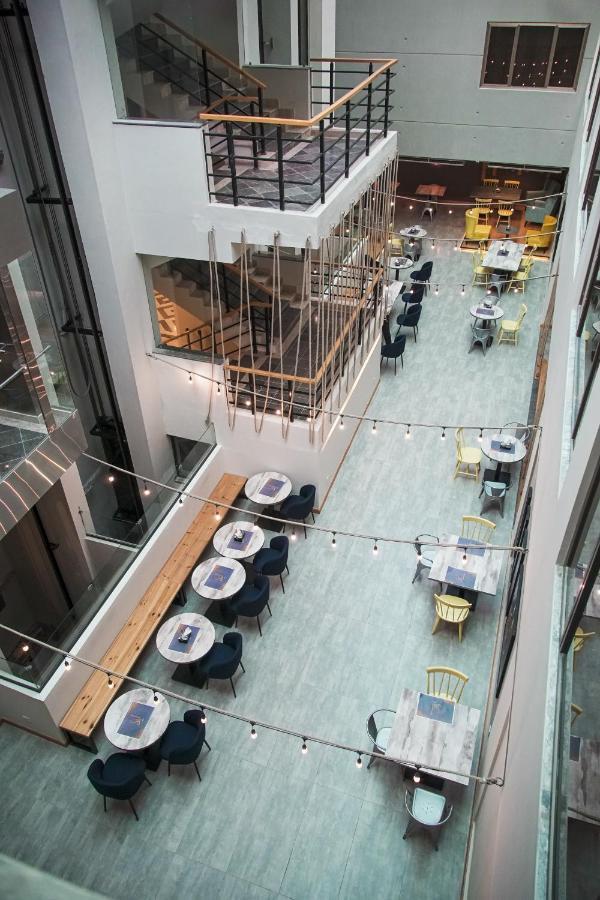 Roomy Signature Hotel, อิสลามาบัด ภายนอก รูปภาพ